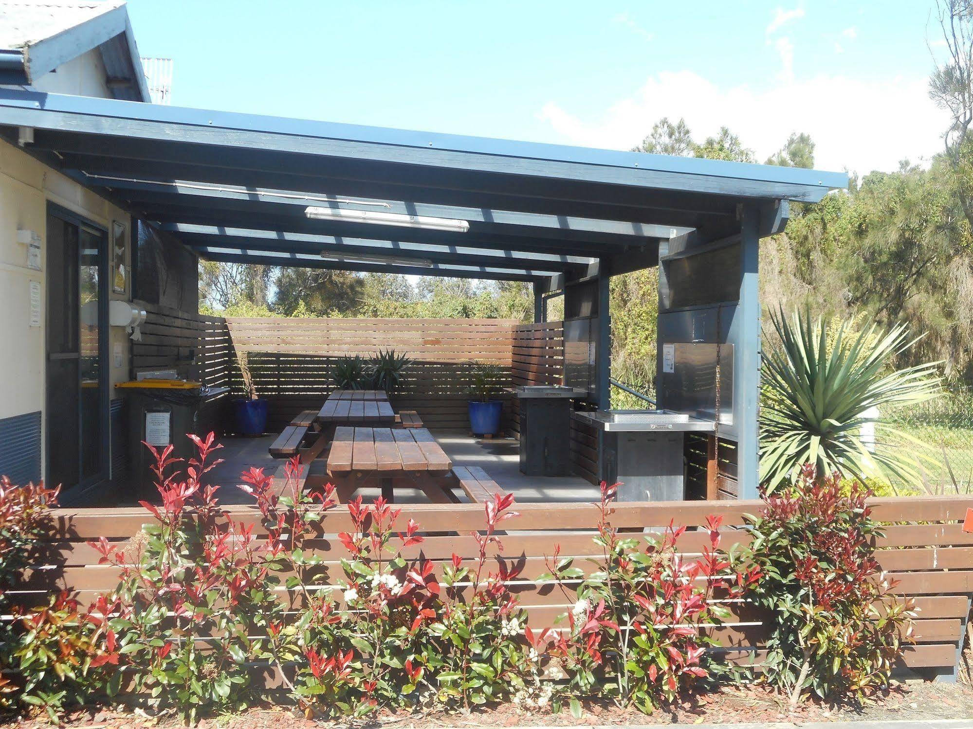 Two Shores Holiday Village Entrance Exterior photo